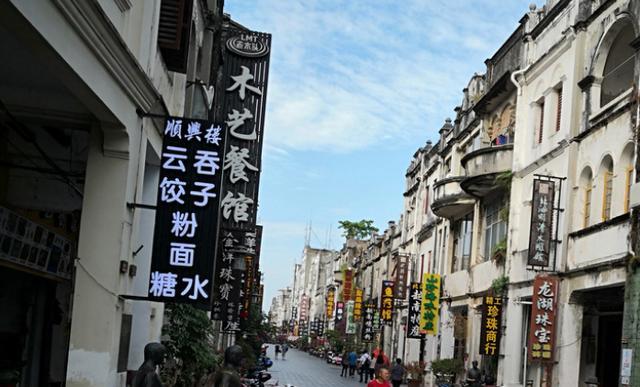 国内这个特色老街，融合中西方风情，隐藏众多老字号美食