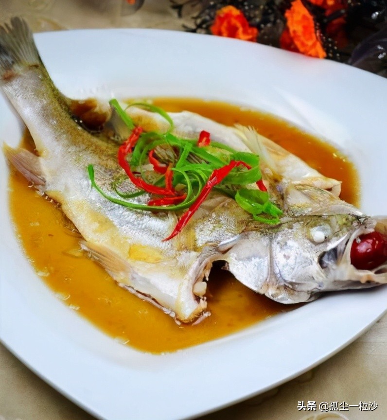 游东方湿地之都，赏仙鹤神鹿世界，盐城的这些美食值得你的品尝