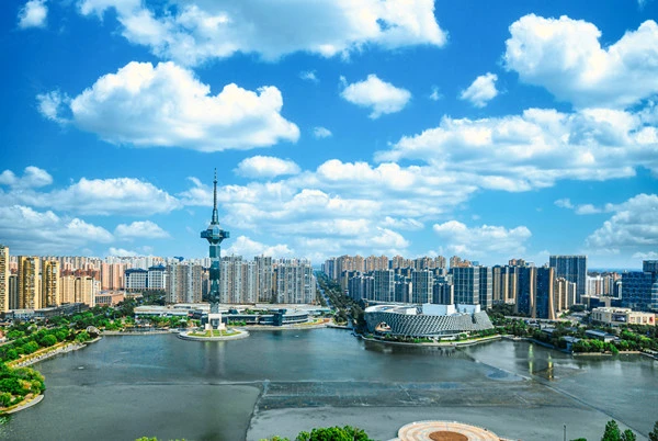 盐城召开全市产业发展大会暨重大项目建设动员会(组图)