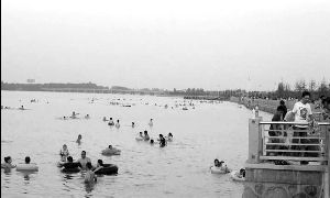 盐城一刚毕业大学生为救落水高中生溺亡