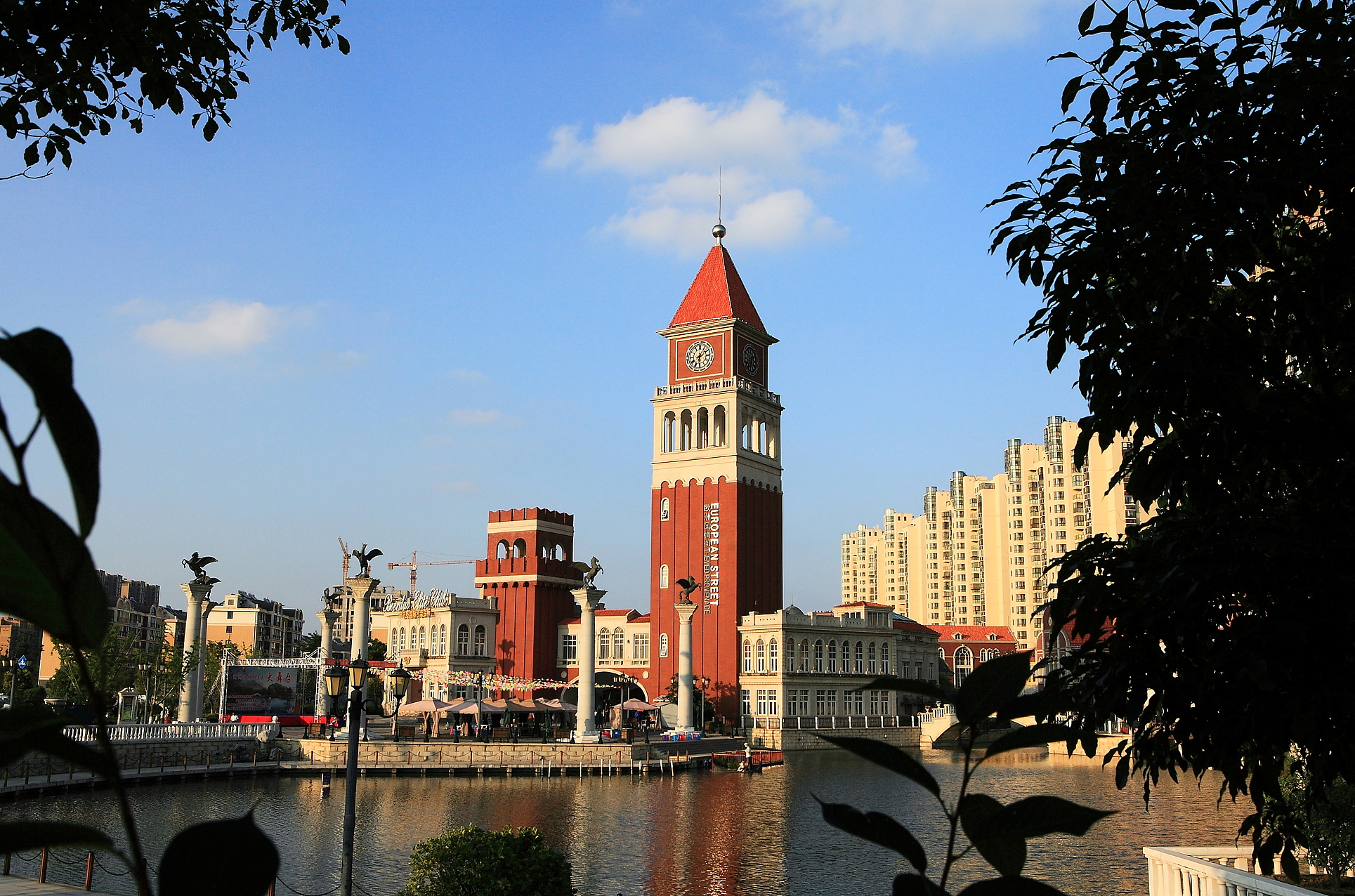 花都美食风情一条街大宅门_盐城欧洲风情街美食_盐城千鹤湾风情小镇