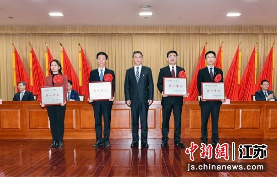 2021 年度县（市、区）综合奖第一等次郜野乔 摄