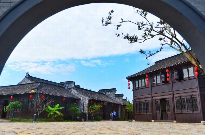 盐城美食街水果店地址_盐城水街美食_盐城水街小吃一条街