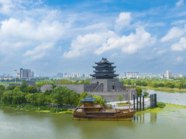 以文塑城擦亮文化标识赋予城市文化名片新内涵