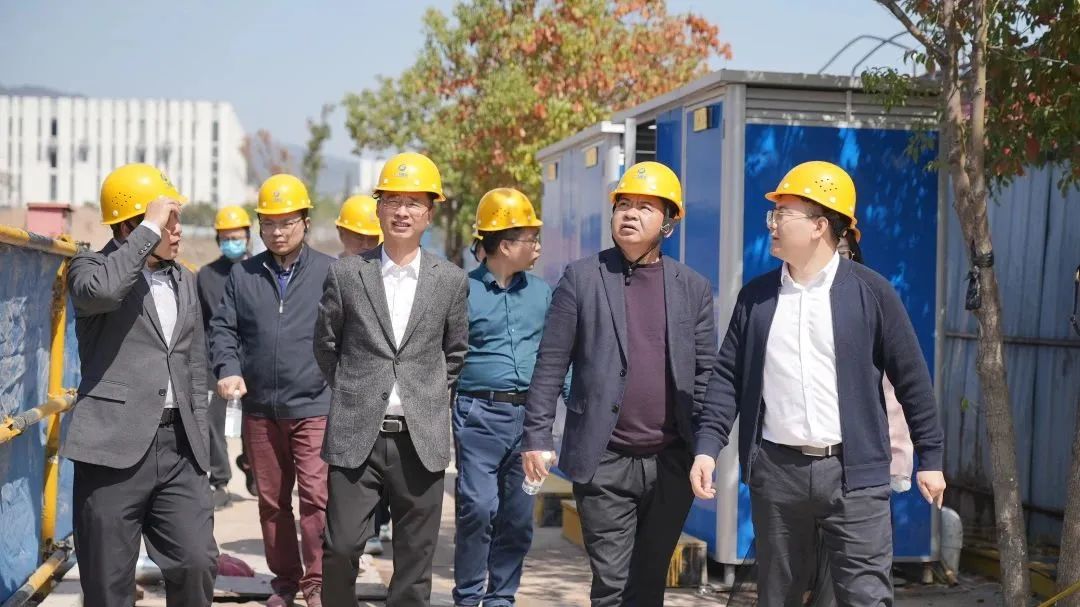 浙江省商务厅领导莅临吾悦生活广场项目推进速度给予肯定